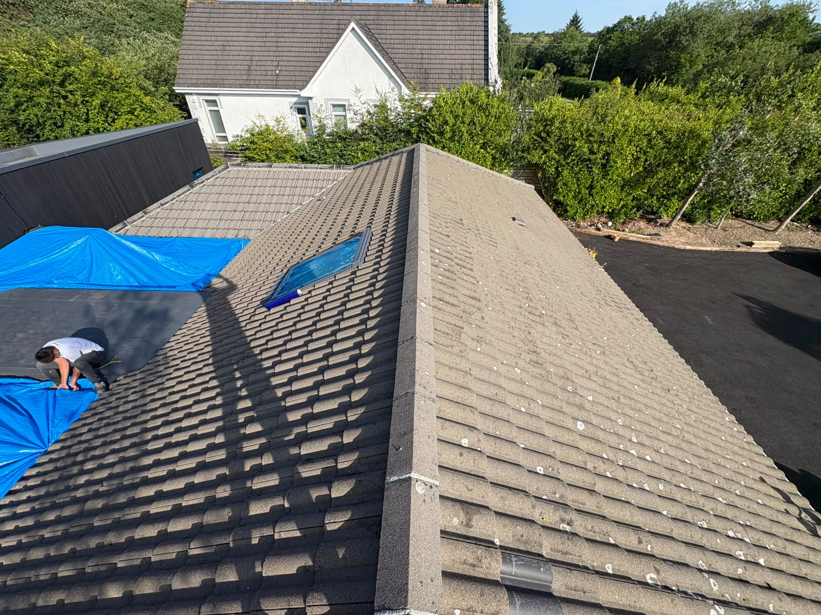 Cracked ridge tile mortar before re-pointing in Kilkenny